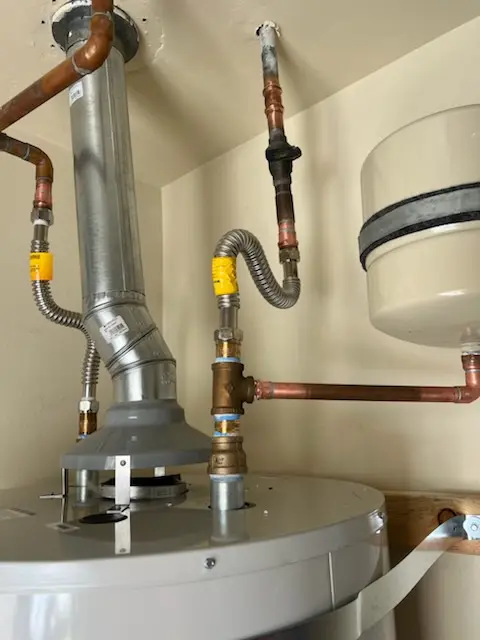 Water heater installation and plumbing repair in Chickasha